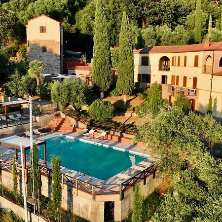 Madonna Del Poggio Cav Aparthotel Scarlino Exterior foto