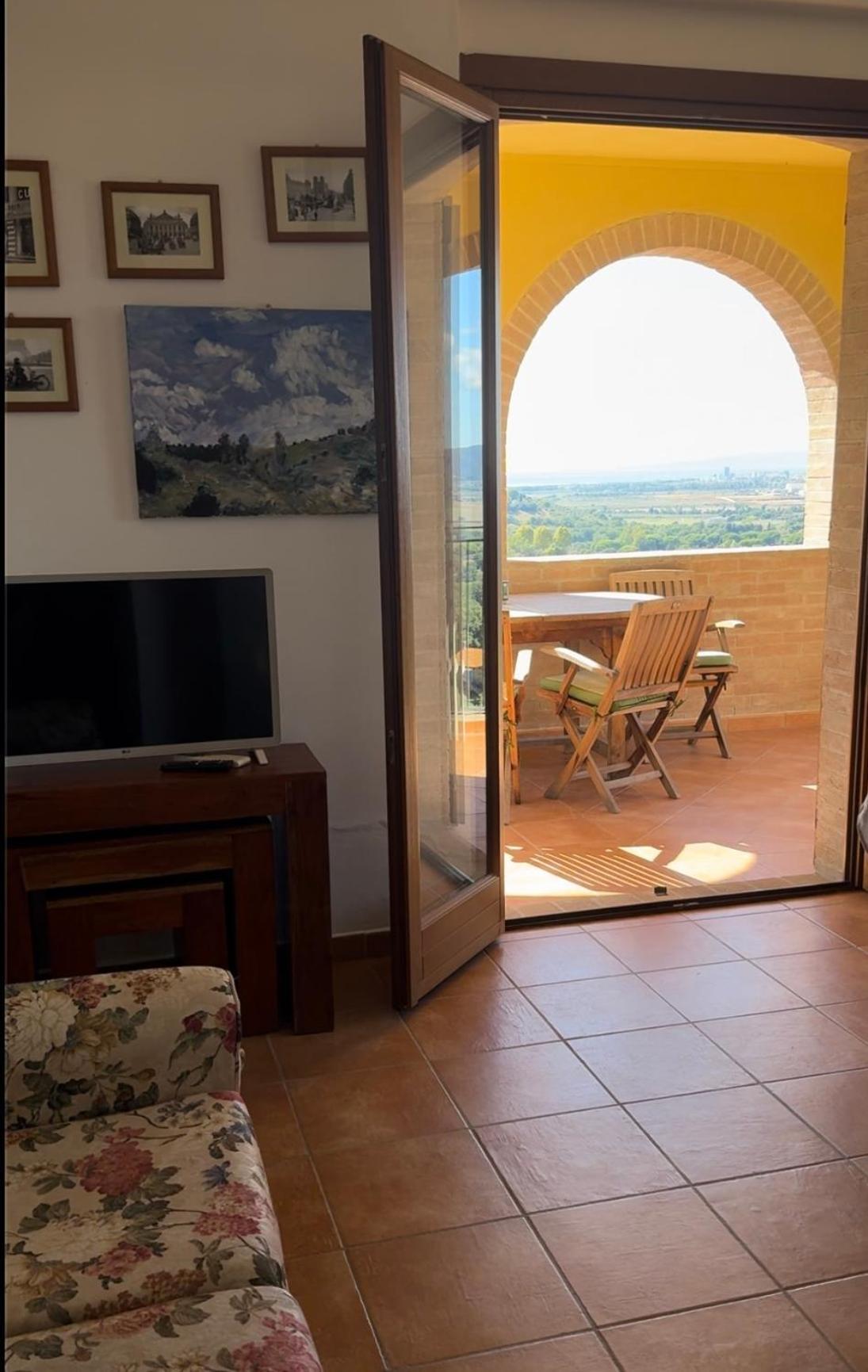 Madonna Del Poggio Cav Aparthotel Scarlino Exterior foto